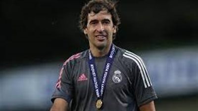 أسطورة ريال مدريد يرغب في الرحيل 