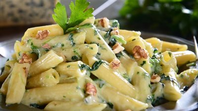 غنية بالحديد| طريقة عمل مكرونة بالسبانخ والكريمة