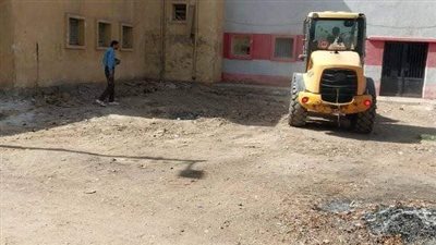 تمهيد وتسوية الطرق بقرية أولاد نجم بقنا