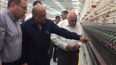  قطاع الأعمال: مصنع 4 ينتج 15 طن غزل يوميًا من خلال 72 ألف مردن
