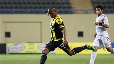 نجم تشيلسي الأسبق يتحدث عن فترة احترافه في مصر 