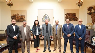 رئيس جامعة الزقازيق يستقبل وفد هيئة فولبرايت بمصر