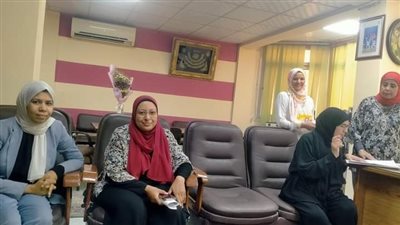 وكيل صحة قنا يعقد إجتماعا  مع مديري الإدارات الفنية 