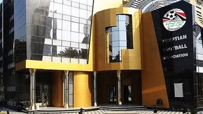 اتحاد الكرة يتجاهل قدامى اللاعبين