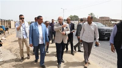  وزير التنمية المحلية: توجيهات رئاسية بالاستمرار في تحسين الخدمات المقدمة للمواطنين