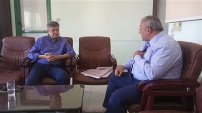 رئيس الغرفة التجارية بدمياط   يلتقي عميد طب بنين الأزهر لبحث التعاون في صناعة الأثاث