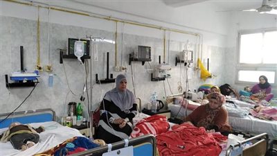 مستشفيات أسيوط خارج نطاق الخدمة.. الداخل مفقود والخارج مولود