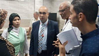 وكيل صحة قنا يجري جولة تفقدية للمنظومة الصحية بفرشوط