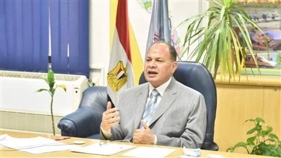 محافظ أسيوط يوجه برفع درجة الاستعداد لمواجهة حالة الطقس 