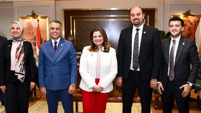 مؤسسة شباب القادة 