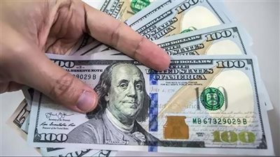 سعر الدولار اليوم الثلاثاء في محال الصرافة والبنوك