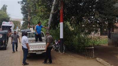  محافظ المنوفية يشدد على مراجعة الحالة الفنية لأعمدة الإنارة وشبكات الكهرباء 