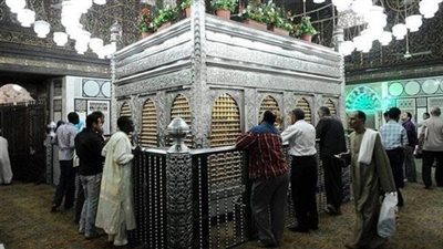 حكم الصلاة في المساجد التي بها أضرحة