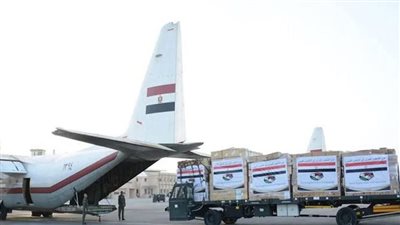 إيطاليا ترسل طائرتي C-130J وسفينة 