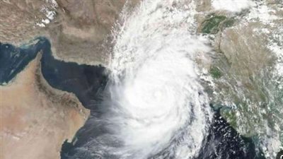 الفرق بين العاصفة والإعصار (شاهد)