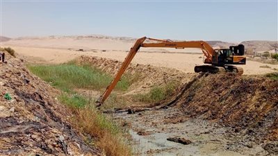 تطهير مخرات السيول بالحوطا الشرقية ديروط