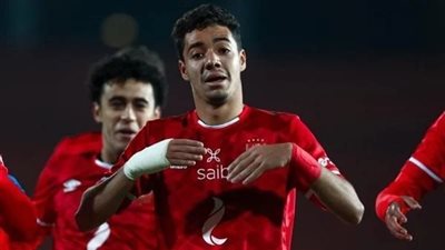 الأهلي يوافق على إعارة زياد طارق ورأفت خليل