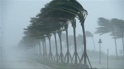 سر إطلاق أسماء البشر على العواصف والأعاصير (فيديو)