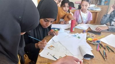 ورشة فنية للأطفال بثقافة جمال عبدالناصر ببني مر بأسيوط  
