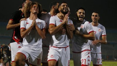 تعليق حنعبل مجبري علي احتفاله بطريقة محمد صلاح