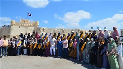 الأوقاف تنظم زيارة للطالبات الوافدات لمعالم مدينة الإسكندرية