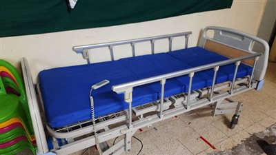  استلام 25 وحدة ومركز طبي لفحص المواطنين بالسويس 