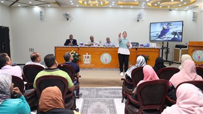 برنامج تدريبي للمعلمين عن الكشف المبكر للاضطرابات النمائية لطلاب مدارس الوادي الجديد