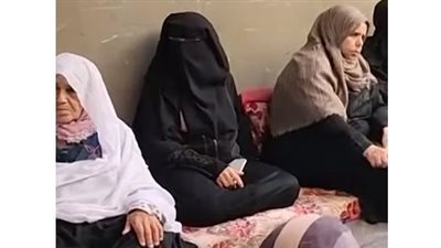 مأساة عائلة فلسطينية في درنة الليبية (شاهد) 