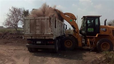 وحدة التدخل السريع بالشرقية: رفع 51480 طن قمامة ومخلفات مبان