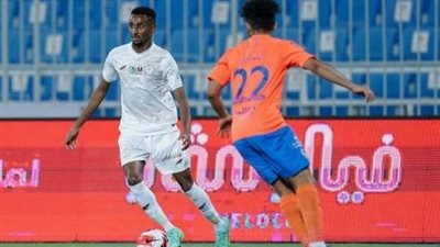الدوري السعودي.. تعادل سلبي بين الشباب والفيحاء في الشوط الأول  