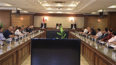 محافظ الجيزة : منع أى حالات للحرق المكشوف للمخلفات وتحرير محاضر بيئية للمخالفين