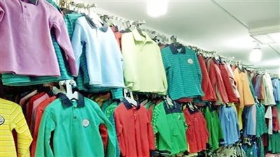 الزى المدرسى.. جرس «البيزنس» ضرب