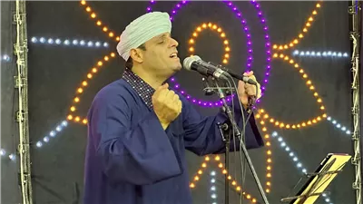 تجمع آلاف الزاهدين في مرقد جلال الدين السيوطي للاحتفال بليلة الختام