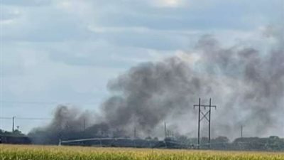 انفجار قطار يحمل مواد سامة في ولاية نبراسكا الأمريكية (فيديو)