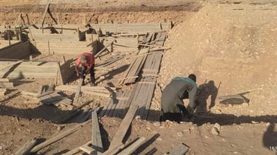 إيقاف حالة تعدٍ بالبناء المخالف في قرية أبنود بقنا