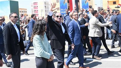 علاوة جديدة للمصريين لمواجهة  الغلاء المعيشة الاستثنائية تصل لـ 