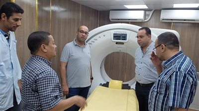 وكيل صحة قنا يجري جولة مسائية لمستشفي قوص المركزي