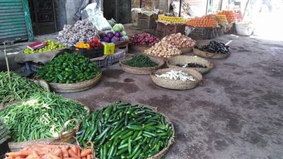 أسعار الخضروات والفاكهة بأسواق قنا 