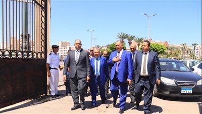 النقيب العام يلتقى رئيس محكمة بورسعيد ويجري جولة تفقدية لغرف المحامين