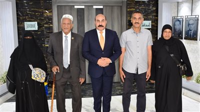 أسوان تمنح 4 أسر من ضحايا حادث غرق شباب أبو هور رحلات عمرة 