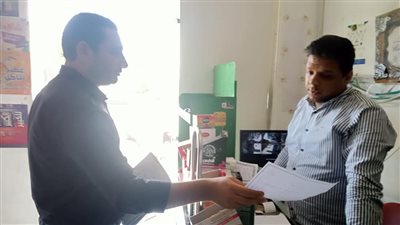 حملة لتوعية المحلات بتوفير صندوق نفايات والمحافظة على نظافة الشارع بأسيوط