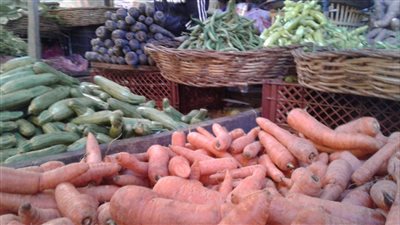 الطماطم تسجل 12 جنيها للكيلو  أسعار الخضروات والفاكهة بأسواق البحيرة اليوم الإثنين