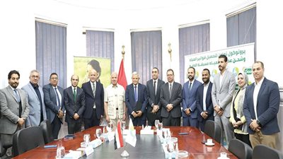 بروتوكول تعاون بين الأهلى ممكن والقابضة لمياه الشرب والصرف الصحى