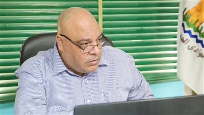 تعليم الوادي الجديد يؤكد علي الإستماع لمشاكل أولياء الأمور وحسن استقبالهم 