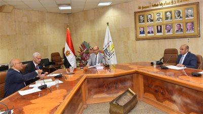 رئيس جامعة أسيوط: مواكبة معايير الجودة من أولويات الجامعة