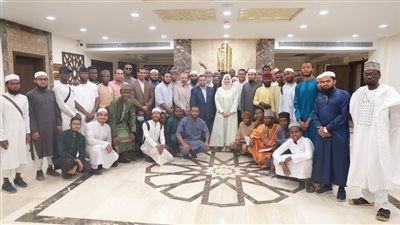 مستشار شيخ الأزهر: التمسك بكتاب الله وتطبيق منهجه بالتعليم والتعلم