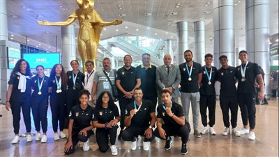 وزارة الرياضة تستقبل بعثة السباحة بالزعانف بعد العودة من ألعاب البحر المتوسط