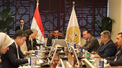 وزير التنمية المحلية يبحث مع سفير كوريا الجنوبية آليات التعاون بين البلدين