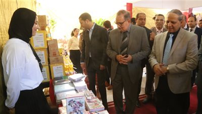 افتتاح معرض 