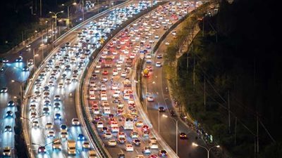 كيف حدد القانون عقوبة إعاقة حركة المرور؟